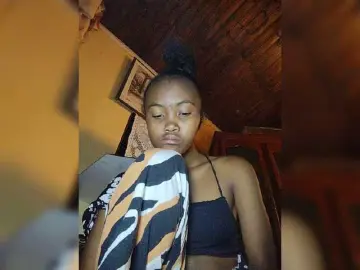 Bongacams Watch Live Sex Cams of Stella11
