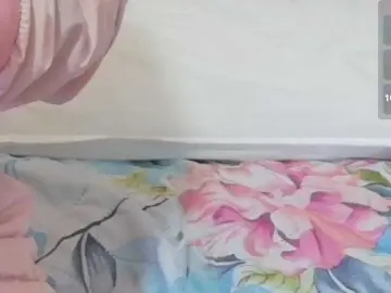 Bongacams Watch Live Sex Cams of dominikk018