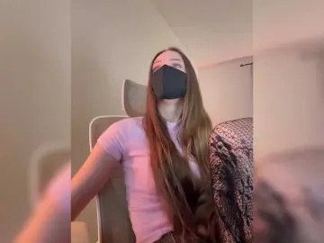 Bongacams Sex Cam of SweetIra