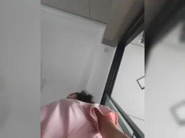 Bongacams Free Live Porn of Selinababy99