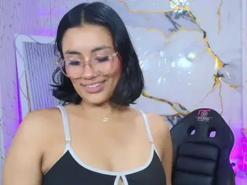 Bongacams Adult Video Chat of PEACHY-TAY