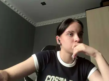 Bongacams Nude Webcam of tootightwiththong