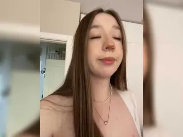 Bongacams Watch Live Sex Cams of sashhhkino