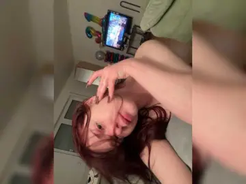 Bongacams Nude Webcam of Littleslave1