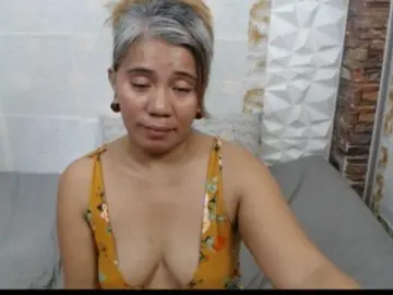 Bongacams Watch Live Sex Cams of Jem34
