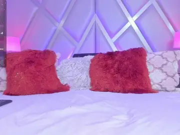 Bongacams Watch Live Sex Cams of LenaThomson