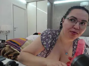 Bongacams Watch Live Sex Cams of ILoveToFeelU