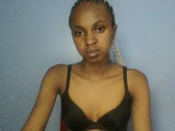 Bongacams Best live sex cam show of Curvypetite