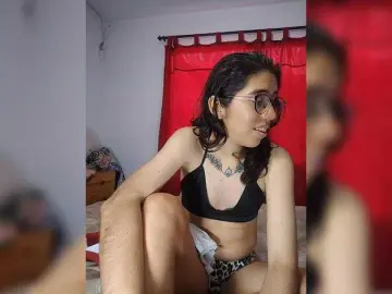 Bongacams Nude Webcam of skinny333