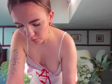 Bongacams Adult Video Chat of KiraRustle
