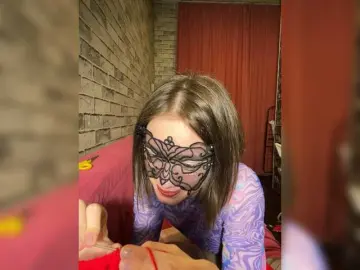 Bongacams Adult Webcam of 18YoungPussy18