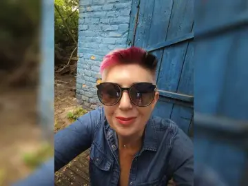 Bongacams Adult Webcam of BUSINKA-25