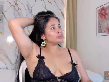 Bongacams Sex Cam of ZoeLonghair