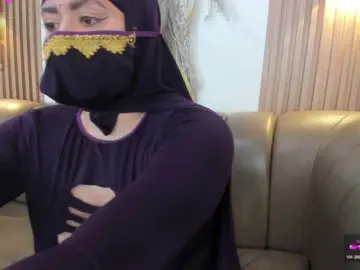 Bongacams Nude Webcam of yasmin-dina