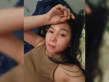Bongacams Watch Live Sex Cams of SpicysweetTomato
