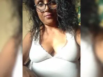 Bongacams Sex Cam of hotmomsexy