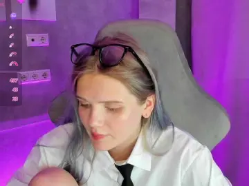Bongacams Sex Cam of Alisa-Allison