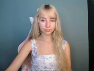 Bongacams Watch Live Sex Cams of LuciaGlow