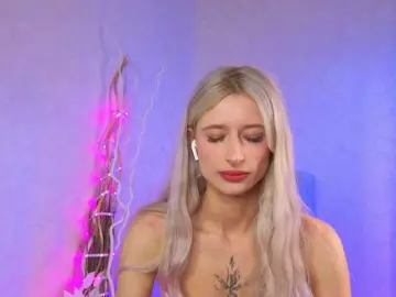 Bongacams Sex Cam of LuxuryBarbie