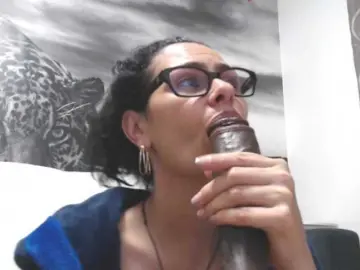Bongacams Watch Live Sex Cams of sweetandreea