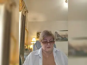 Bongacams Free Porn Cam of KarinkaSweet