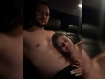 Bongacams Watch Live Sex Cams of DS888