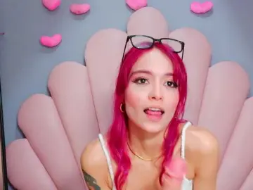 Bongacams Free Porn Cam of LUCYMILLER