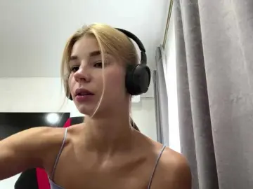 Bongacams Nude Webcam of TracieSebron