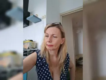 Bongacams Free Porn Cam of ShiningMILF