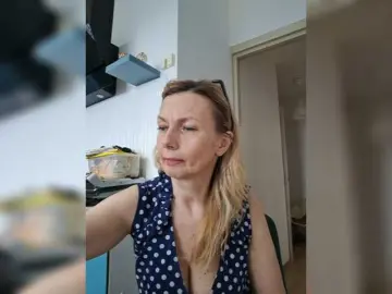 Bongacams Best Webcam of ShiningMILF