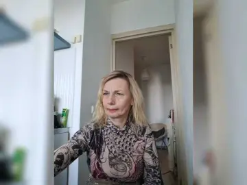 Bongacams Live Sex of ShiningMILF
