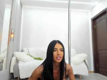 Bongacams Free Live Porn of BritneyCharm