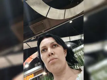 Bongacams Live Sex Cam of vik77777A