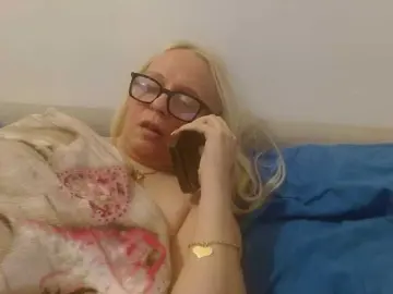 Bongacams Live Sex Cam of martachatte19