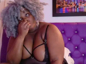 Bongacams Best Webcam of ebony-NeighborMoans