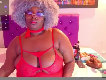 Bongacams Free Porn Cam of ebony-NeighborMoans