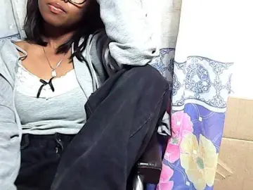 Bongacams Watch Live Sex Cams of Natalie-Luxa