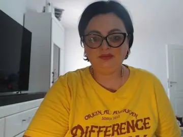 Bongacams Private Sex Chat of Emyllywhite