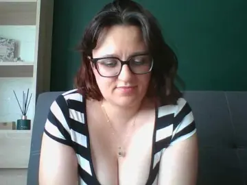 Bongacams Sex Cam of sensualParis