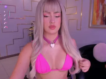 Bongacams Watch Live Sex Cams of PaulinaSantos1