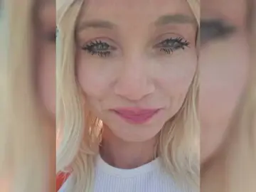 Bongacams Sex Chat of AlinaLoves