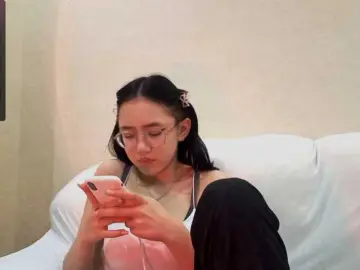 Bongacams Best Webcam of MyrleHenggeler