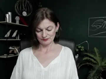 Bongacams Live Sex Cam of mrsVivian