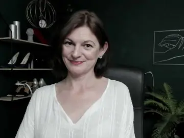 Bongacams Live Sex Cam of mrsVivian