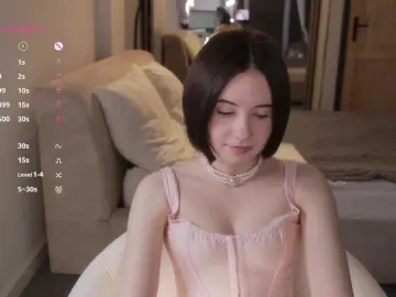 Bongacams Watch Live Sex Cams of -FemaleEssence-
