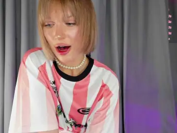 Bongacams Free Porn Cam of IceStrawberry