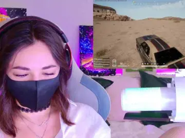 Bongacams Watch Live Sex Cams of NightMint