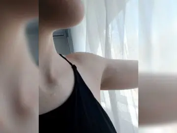 Bongacams Watch Live Sex Cams of Bogina2