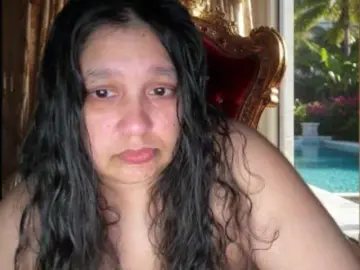 Bongacams Free Live Porn of DUMBHOEMELANIE