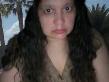 Bongacams Watch Live Sex Cams of DUMBHOEMELANIE